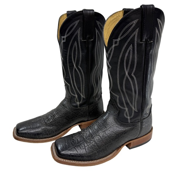 Shoes - Picture 2 of 12